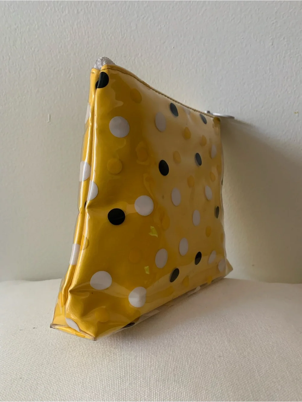 VINTAGE Elizabeth Arden Yellow Polka Dot Vinyl Zipper Pouch
